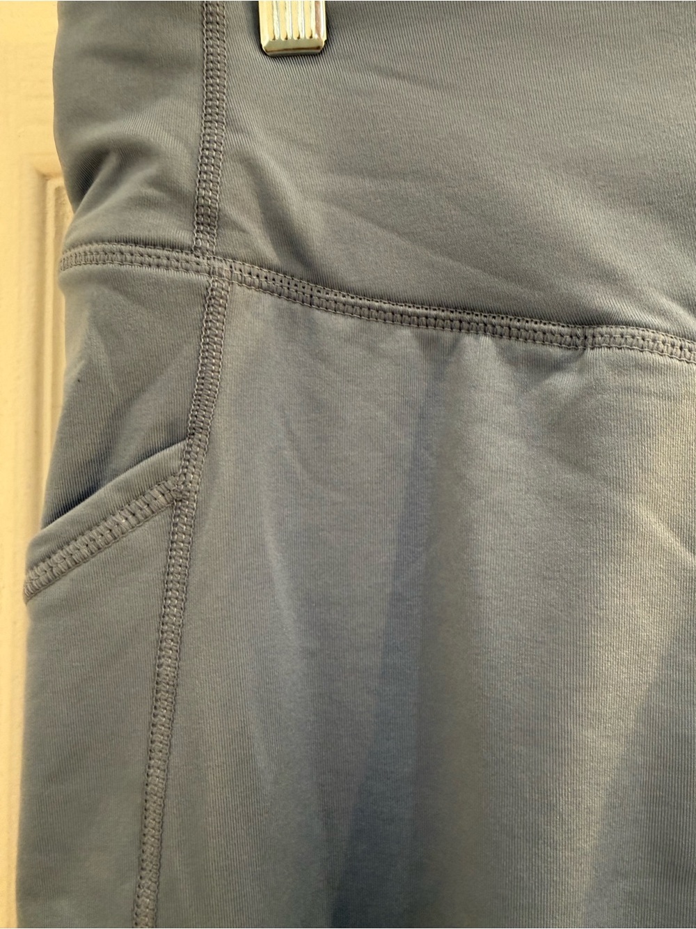 NWOT BALEAF Size XL High-Rise Fleece Lined Leggings w/ Side Pockets Light Blue - Picture 4 of 11